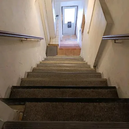 Apartment Climatise Et Entierement Renove La Ciotat